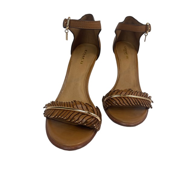 Coach Feather Leather Heels Women's Size 7B Gold hardware - Picture 10 of 16